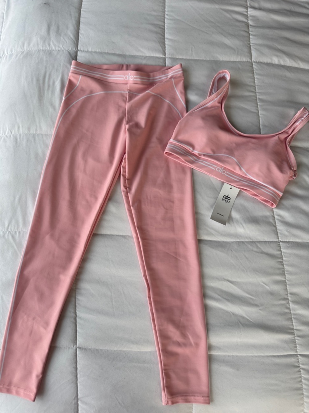 “ALO” Yoga Light Pink set